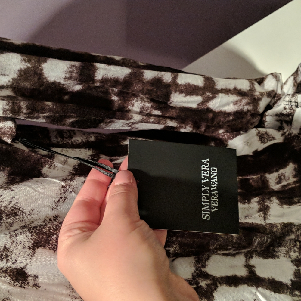 NWT Vera Wang shirt - Picture 2 of 4